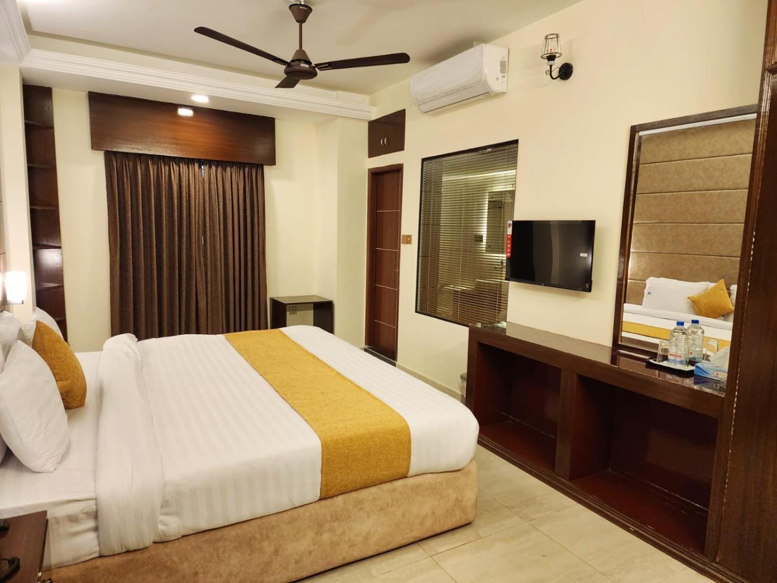 White Park Hotel & Suites Chittagong Luaran gambar
